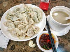 -周家大连水饺(美专校街店)