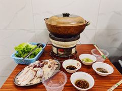 -威邵鸡煲(西华路总店)