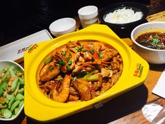 -多嘴肉蟹煲(万达店)