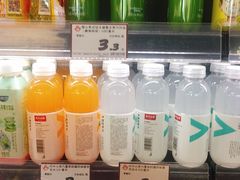 农夫山泉维他命水-老婆大人量贩零食连锁象山石浦南屏路店