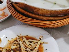 -天乐农家鱼头王(天目湖店)