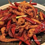 新晋排队王鲁菜餐厅，人气很旺，口味确实不错👍