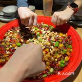 比脸盆还大？！成都土著私藏30年江湖菜