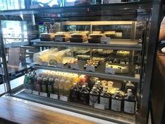 面包甜点陈列柜-DECAMERON十日谈(卓悦汇店)