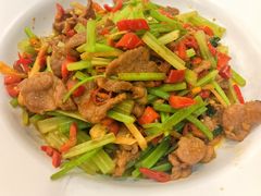 -鑫巴蜀小镇 · 水煮鱼专研店(玉桥店)