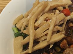 -牛八宝桂林米粉(八里庄店)