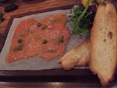 烟熏三文鱼沙拉-PIZZA BIANCA(民园店)