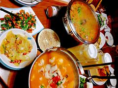 -老滇山寨•云南特色菜•地方菜•民族风情歌舞表演(金碧店)