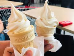 豆浆霜冰激凌-永和大王(中关二店)