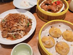 -蝴蝶里·粤菜·点心(龙湖杭州金沙天街店)