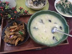 -轩记海鲜餐厅·四十五年老字号·经典粤菜(西区彩虹店)