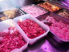 -周良天山牛杂城(天山路总店)