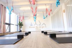 -静待花开瑜伽尊巴会馆