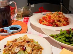 -肥肥虾庄·金牌油焖大虾(汉街SKP店)