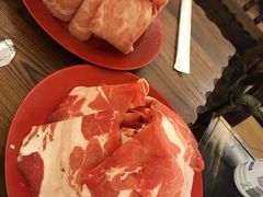 -洞庭洲·防空洞火锅·烧烤·铜锅涮肉(新百广场店)