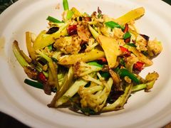 -费大厨辣椒炒肉(万家丽一店)