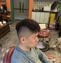 -鸿運 BARBER SHOP男士理发馆