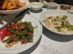 -关东小磨东北菜(漕河泾印象城店)