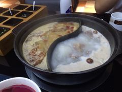 -柠檬现场台湾生鲜火锅(金茂豪庭店)