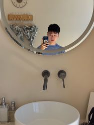 -洛伊科技抗衰护肤中心