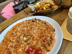 -Dragon Pizza•圆脸龙披萨·牛排餐厅