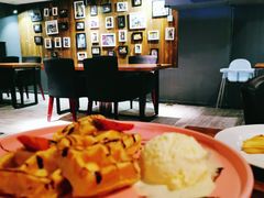 -百好乐宠物友好餐厅(朝外大街店)