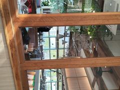 -蜜桃餐厅·伴山(湖滨商业街店)