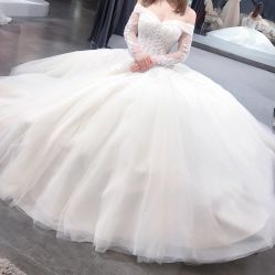 点击看大图 -艾米丽婚纱礼服