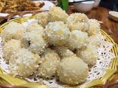 炸汤丸-菠菜美食