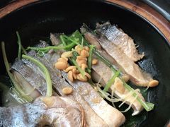 -忆食尚腊味煲仔饭(华南城店)