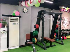 -征成健身连锁私教工作室(九公里店)