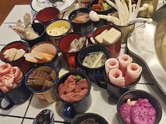 -强盅盅重庆市井火锅店(中央大街店)