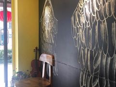 -志龙皇冠吃货椰子铺