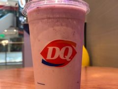 草莓奶昔-DQ·蛋糕·冰淇淋(龙湖狮山天街店)