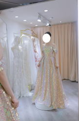 -台湾蔡美月婚纱租赁