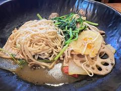 -万记麻辣烫国展总店