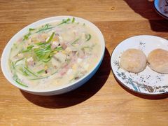 -小锅巴纳西餐厅