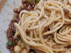 -呼啦面馆·头牌豌杂面(爱琴海店)