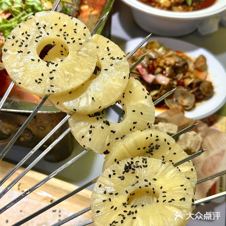 这家东北烧烤真的很好吃！