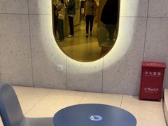 -奈雪的茶(亨特国际广场店)