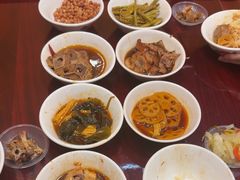 -张卤堂·砂锅卤肘子(南头店)