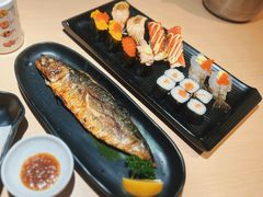 -万岁料理回转寿司(华贸店)