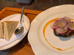 牛肉塔塔配牛油果黑橄榄酱-Solo(衡山路店)