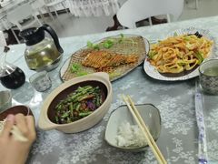-天天向上素食餐厅(五台山店)