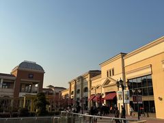 -百联奥特莱斯广场(南京店)