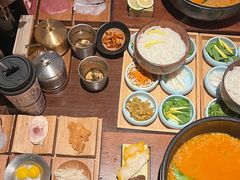 -银米·云南传统过桥米线(双廊黑金冠店)