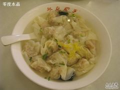 便宜美味的虾仁馄饨-琴岛顺天馄饨(营口路市场店)