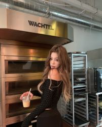 -Hello Lady发型设计