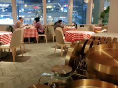 大堂-西贝莜面村(上海百联西郊店)