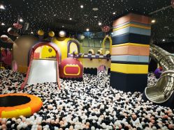 -MELAND CLUB亲子乐园·派对·餐厅(北京芳圆里ID MALL店)